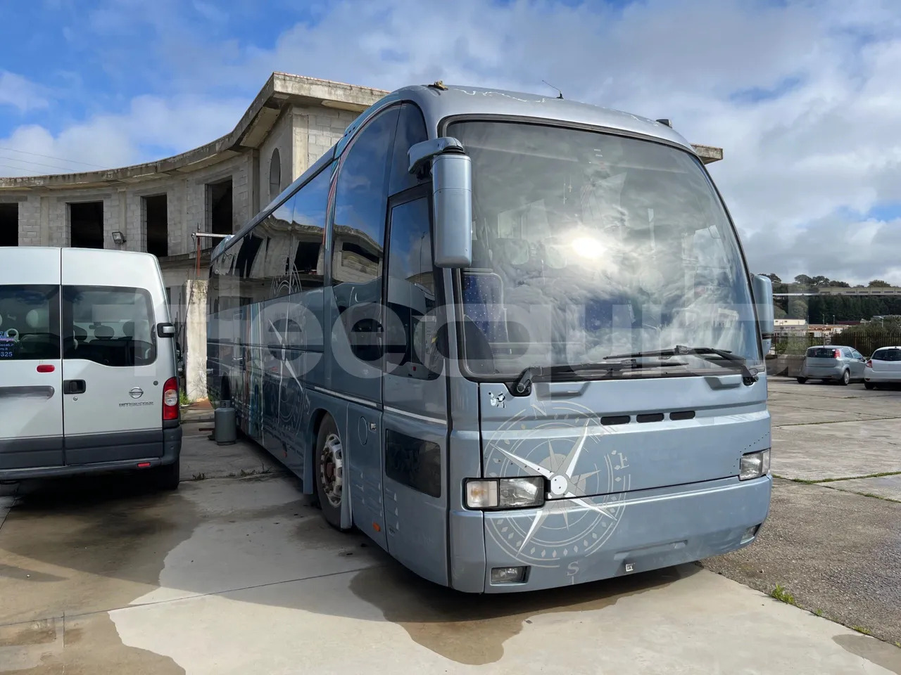 Iveco 380 - Távolsági busz: 1 kép. Iveco 380 - Távolsági busz: 1 kép.