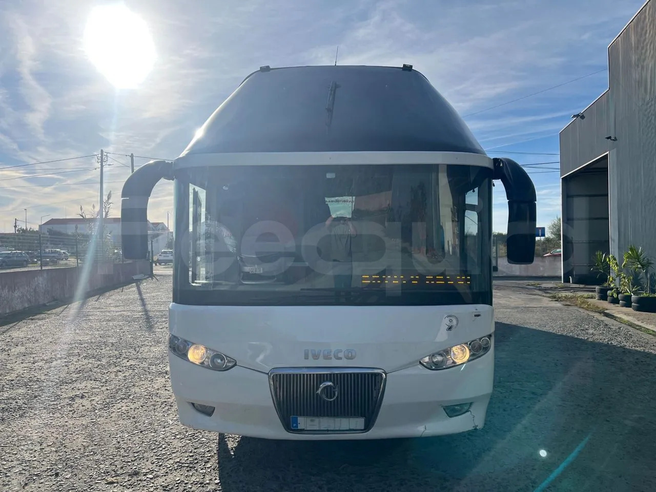 Iveco 397E - Távolsági busz: 2 kép. Iveco 397E - Távolsági busz: 2 kép.