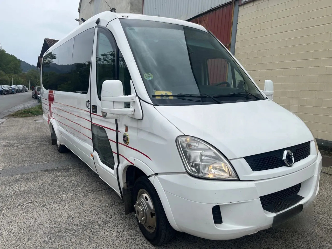 Iveco A50C17 - Minibusz, Kisbusz: 1 kép. Iveco A50C17 - Minibusz, Kisbusz: 1 kép.
