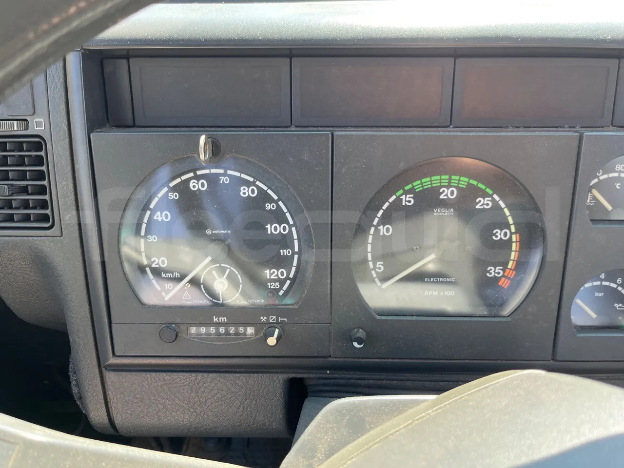 Iveco Cacciamali - Iskolabusz: 3 kép. Iveco Cacciamali - Iskolabusz: 3 kép.