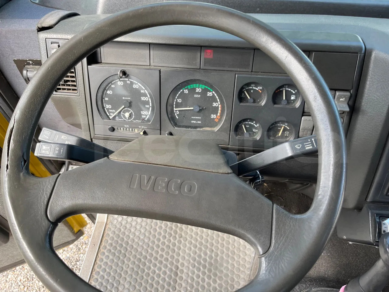 Iveco Cacciamali - Iskolabusz: 3 kép. Iveco Cacciamali - Iskolabusz: 3 kép.