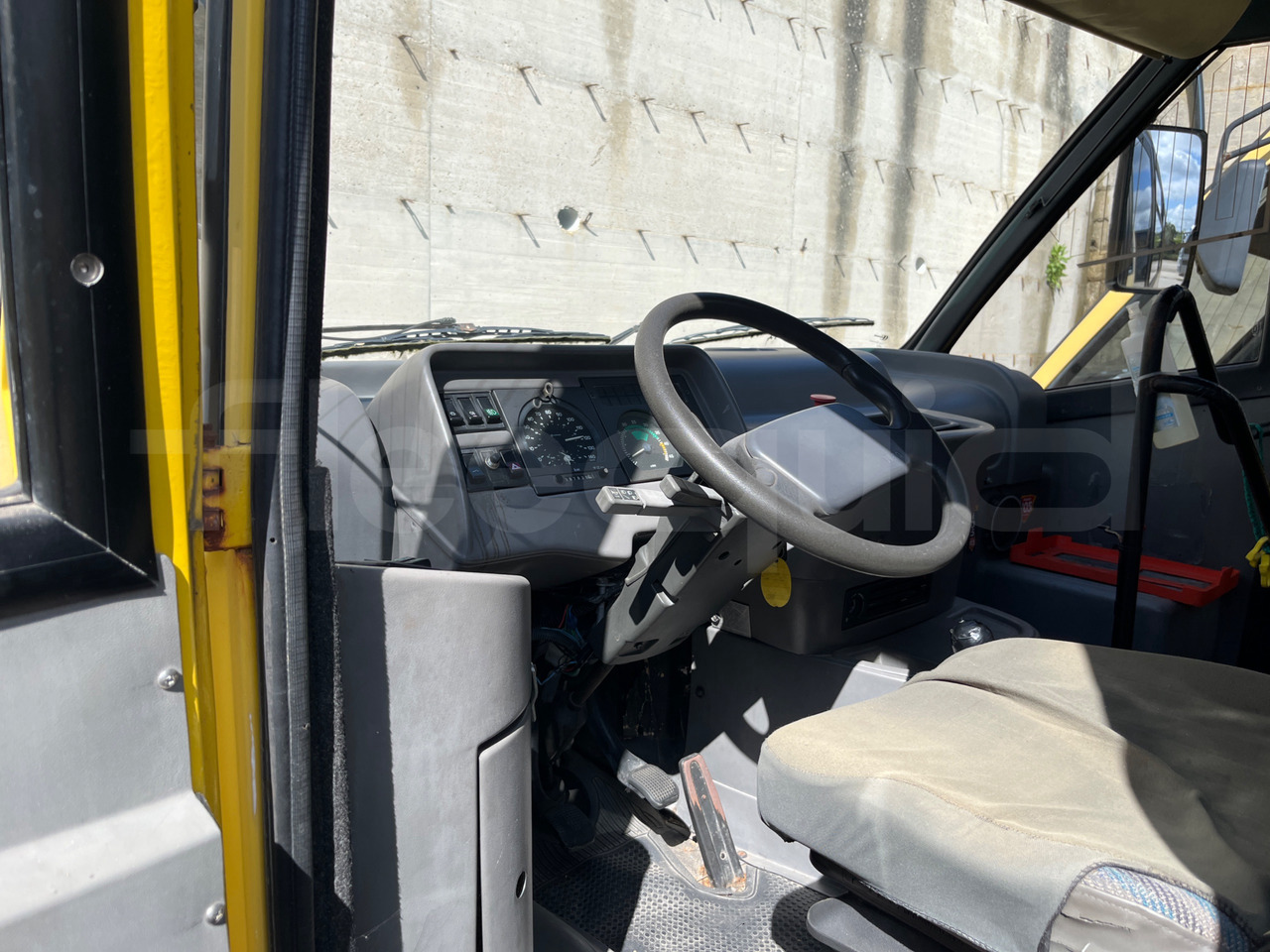 Iveco Cacciamali - Iskolabusz: 3 kép. Iveco Cacciamali - Iskolabusz: 3 kép.