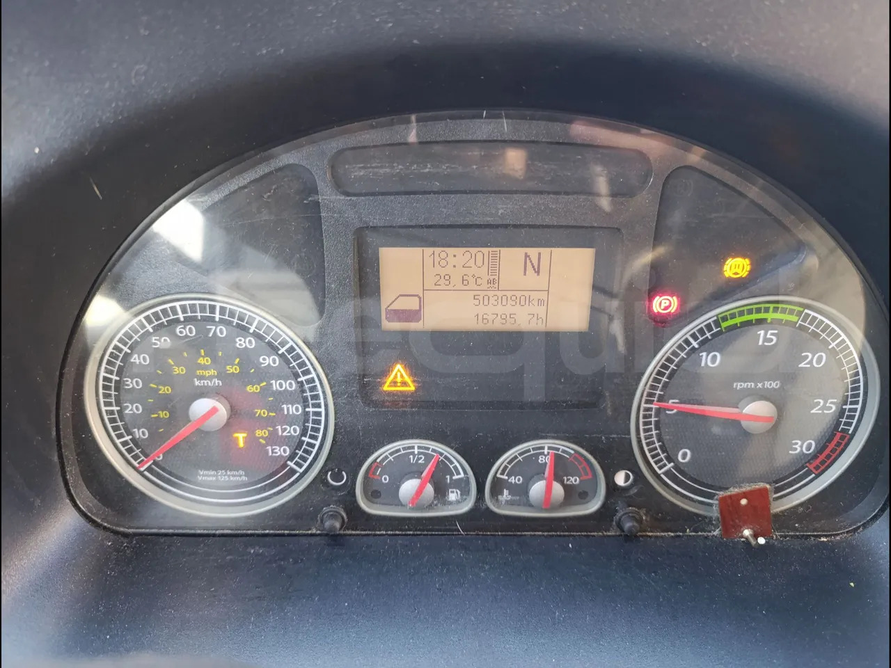 Iveco Crossway - Távolsági busz: 3 kép. Iveco Crossway - Távolsági busz: 3 kép.