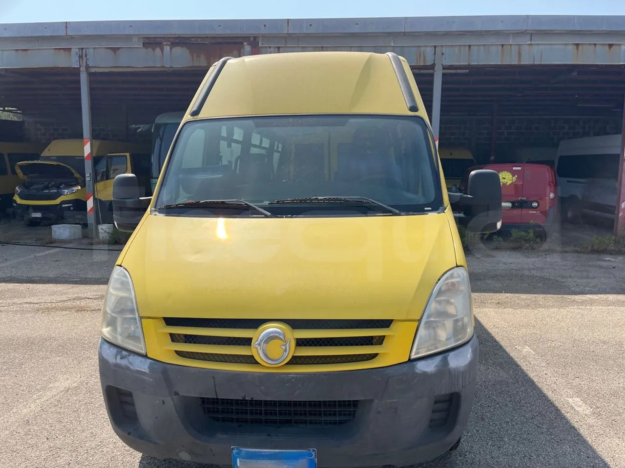 Iveco Daily - Iskolabusz: 2 kép. Iveco Daily - Iskolabusz: 2 kép.
