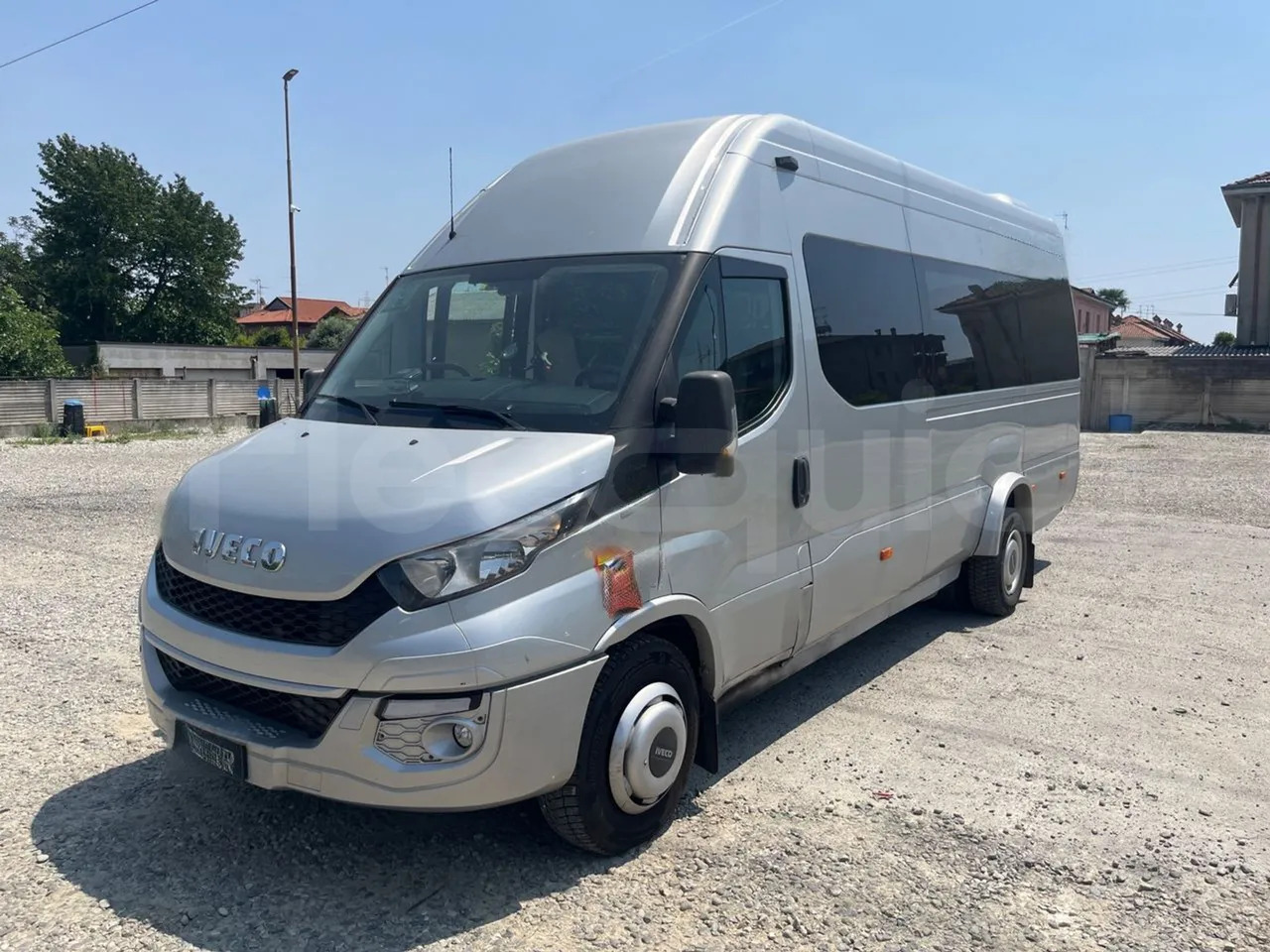 Iveco Daily - Minibusz, Kisbusz: 3 kép. Iveco Daily - Minibusz, Kisbusz: 3 kép.