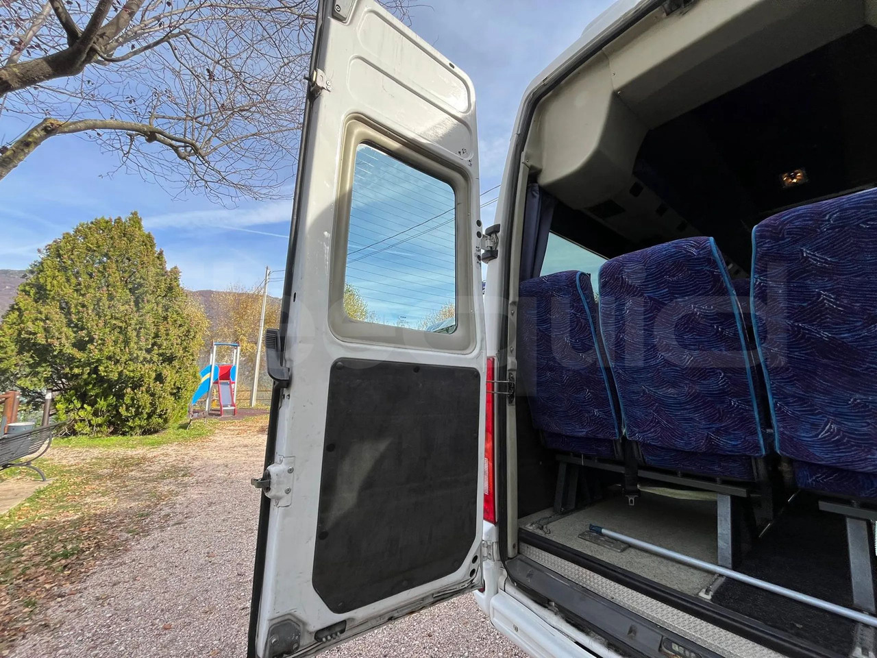 Iveco Daily lízing Iveco Daily: 13 kép.