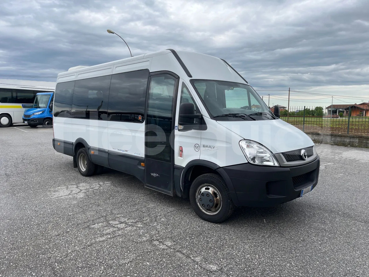 Iveco Daily - Minibusz, Kisbusz: 1 kép. Iveco Daily - Minibusz, Kisbusz: 1 kép.