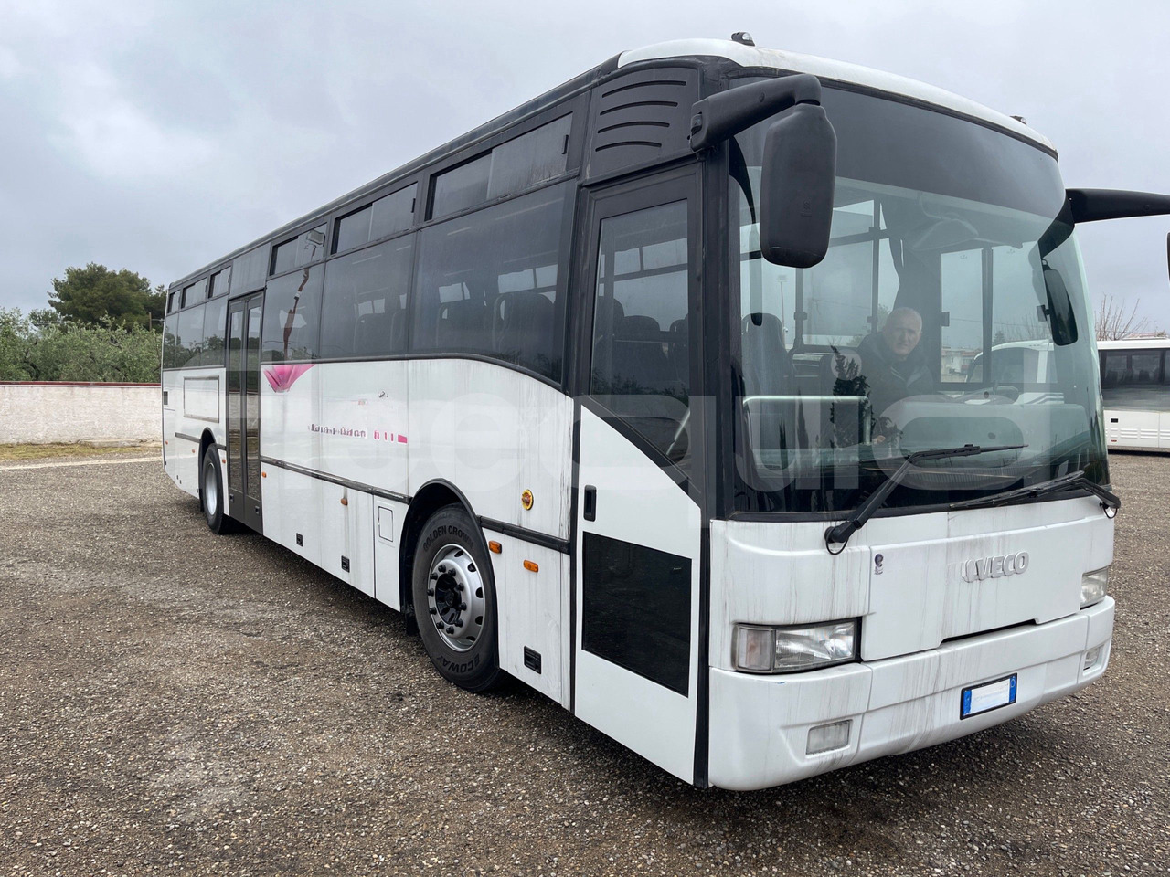 Iveco Irisbus Italia - Helyközi busz: 1 kép. Iveco Irisbus Italia - Helyközi busz: 1 kép.