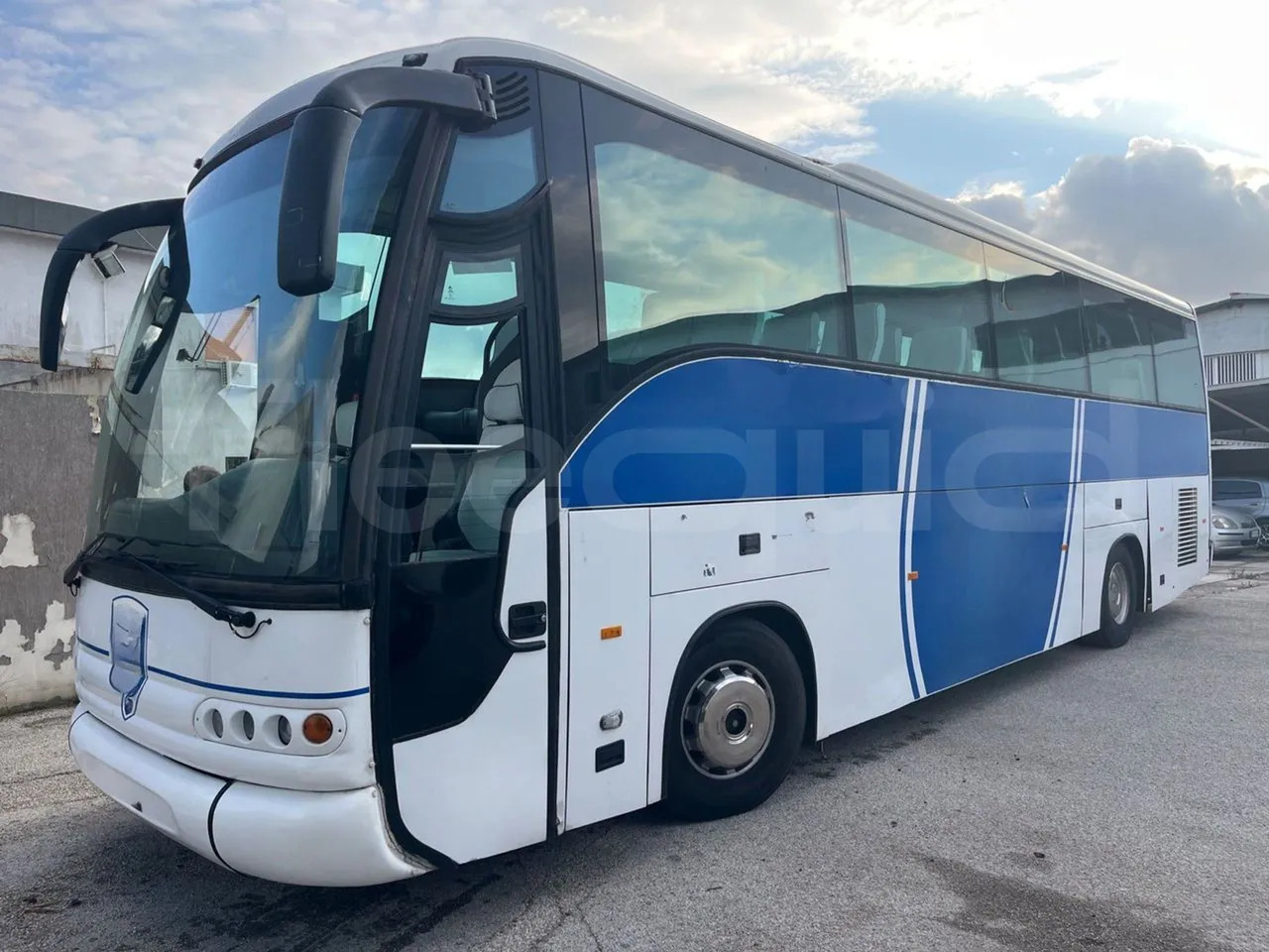 Iveco Irisbus Italia - Távolsági busz: 4 kép. Iveco Irisbus Italia - Távolsági busz: 4 kép.