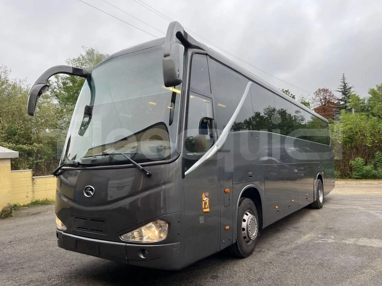 King Long XMQ6127 - Távolsági busz: 4 kép. King Long XMQ6127 - Távolsági busz: 4 kép.