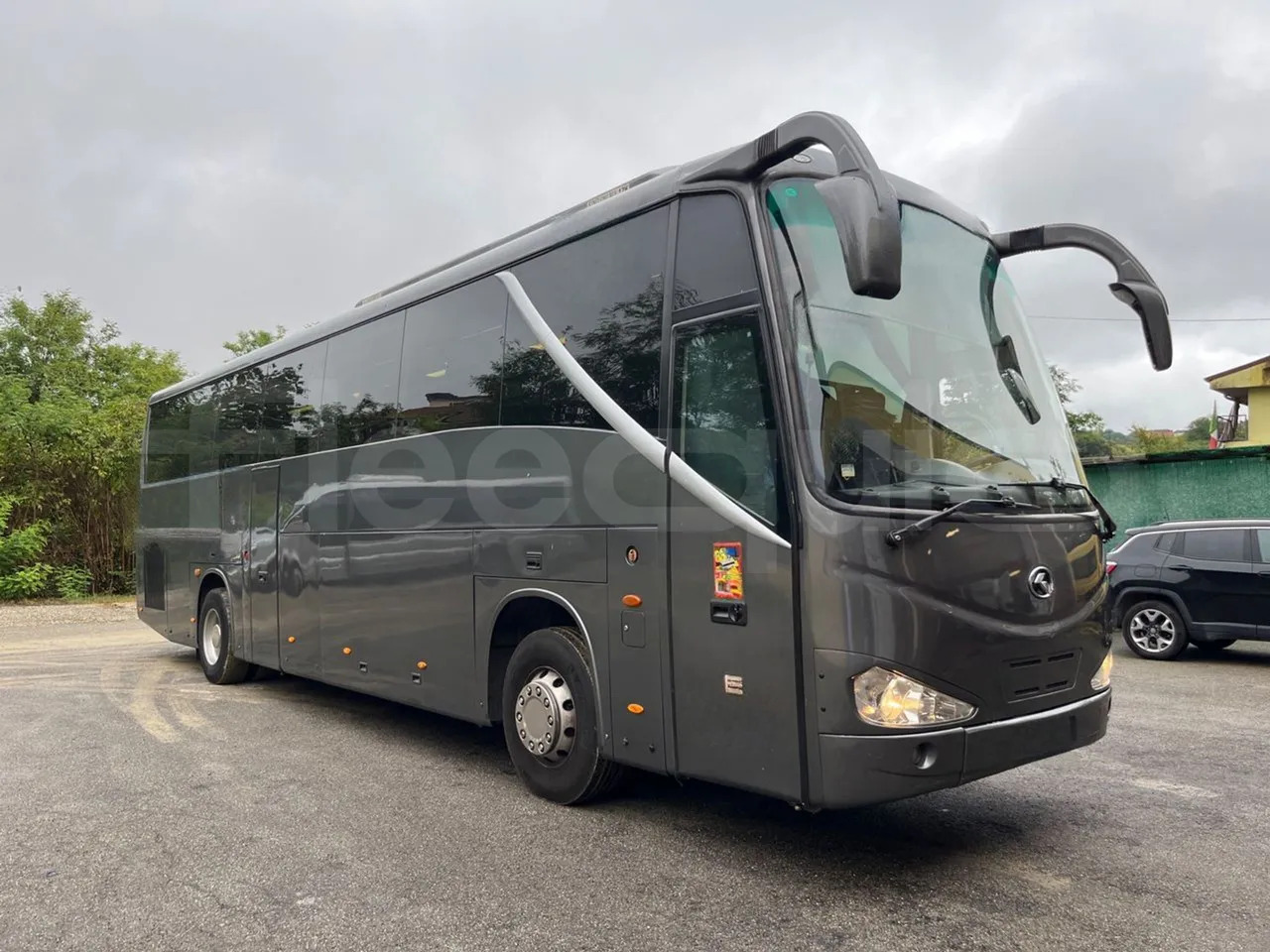King Long XMQ6127 - Távolsági busz: 1 kép. King Long XMQ6127 - Távolsági busz: 1 kép.