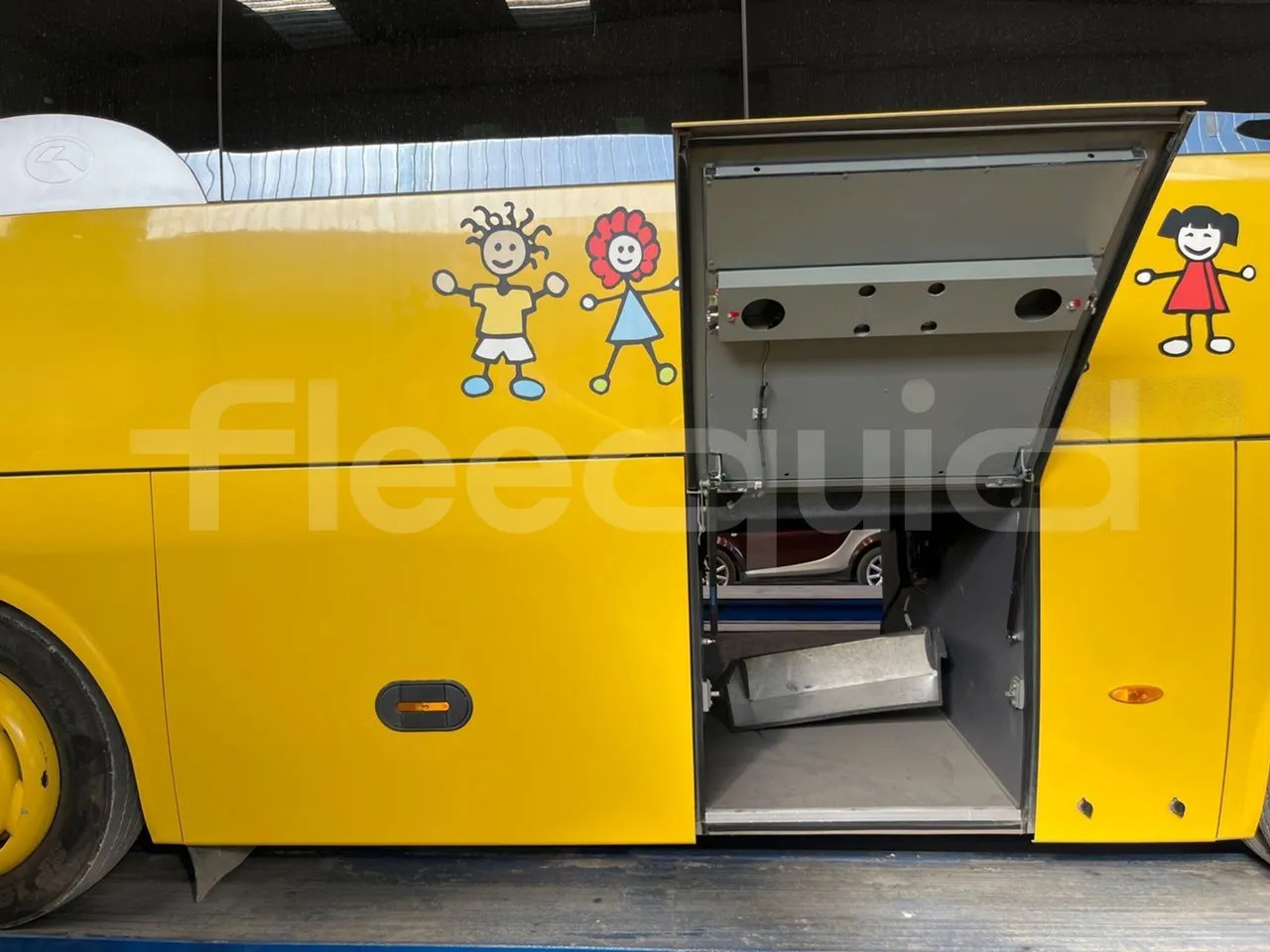 Távolsági busz King Long XMQ6800: 7 kép.