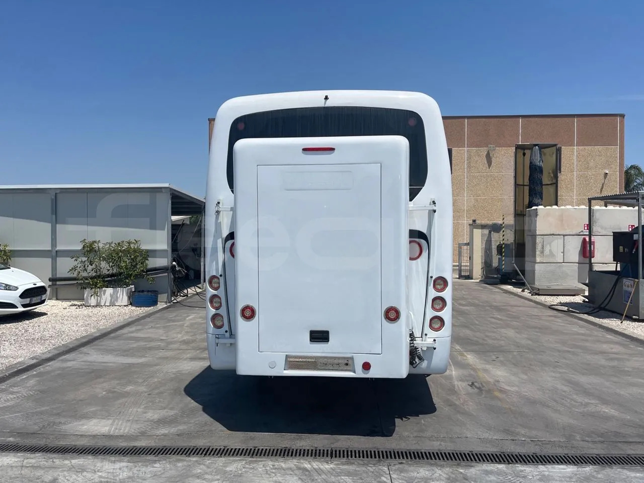 King Long XMQ6900 - Távolsági busz: 5 kép. King Long XMQ6900 - Távolsági busz: 5 kép.