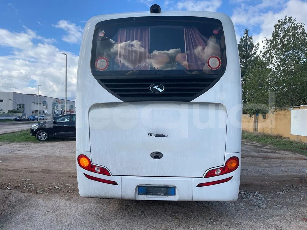 King Long XMQ6996 - Távolsági busz: 5 kép. King Long XMQ6996 - Távolsági busz: 5 kép.