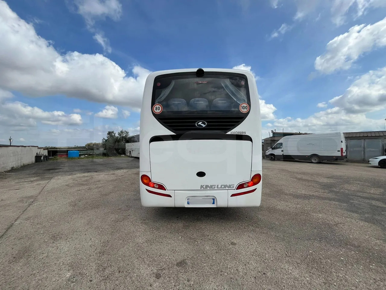 Távolsági busz King Long XMQ6996: 7 kép.