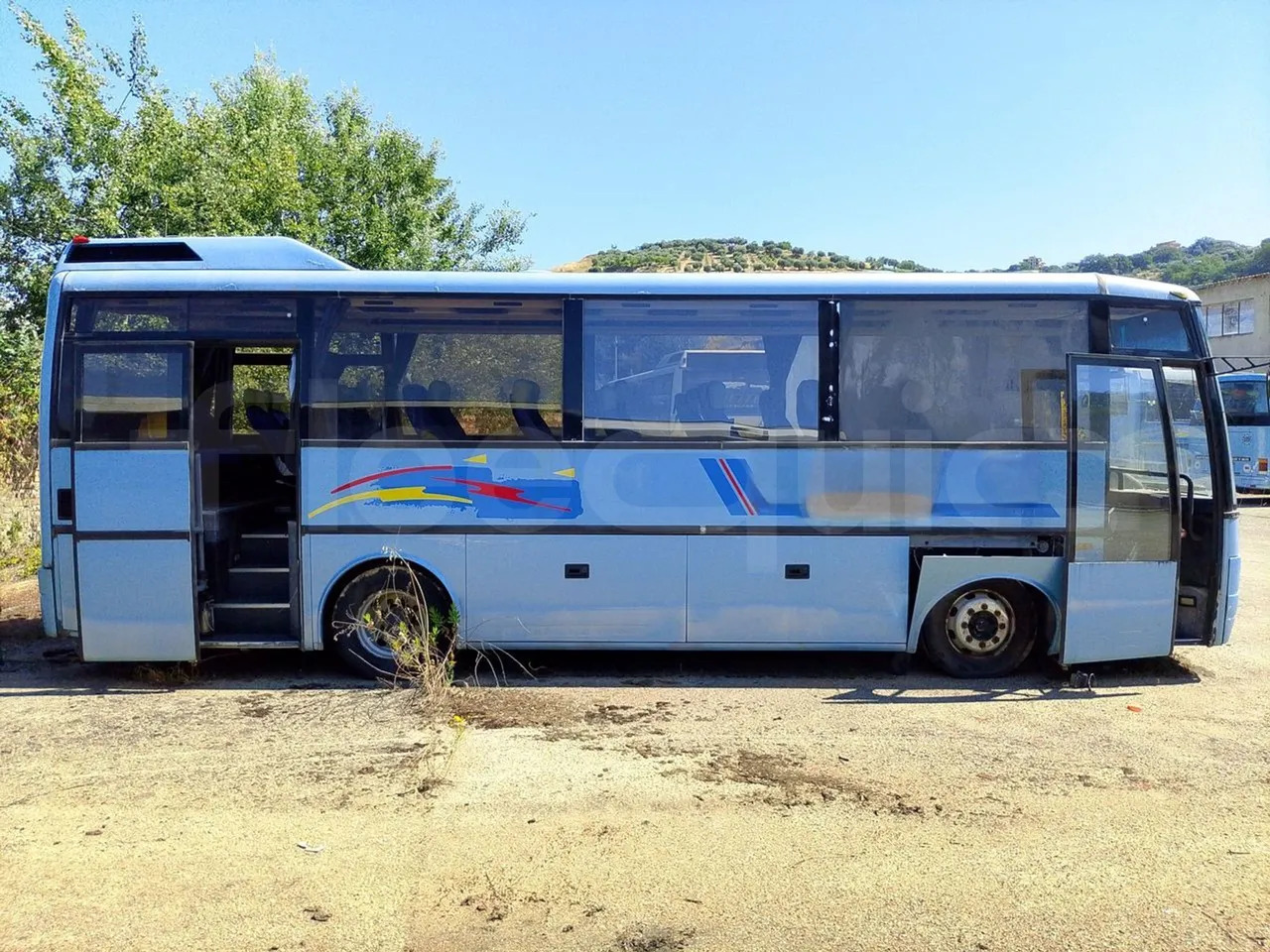Man 10.180 HOCL - Városi busz: 4 kép. Man 10.180 HOCL - Városi busz: 4 kép.