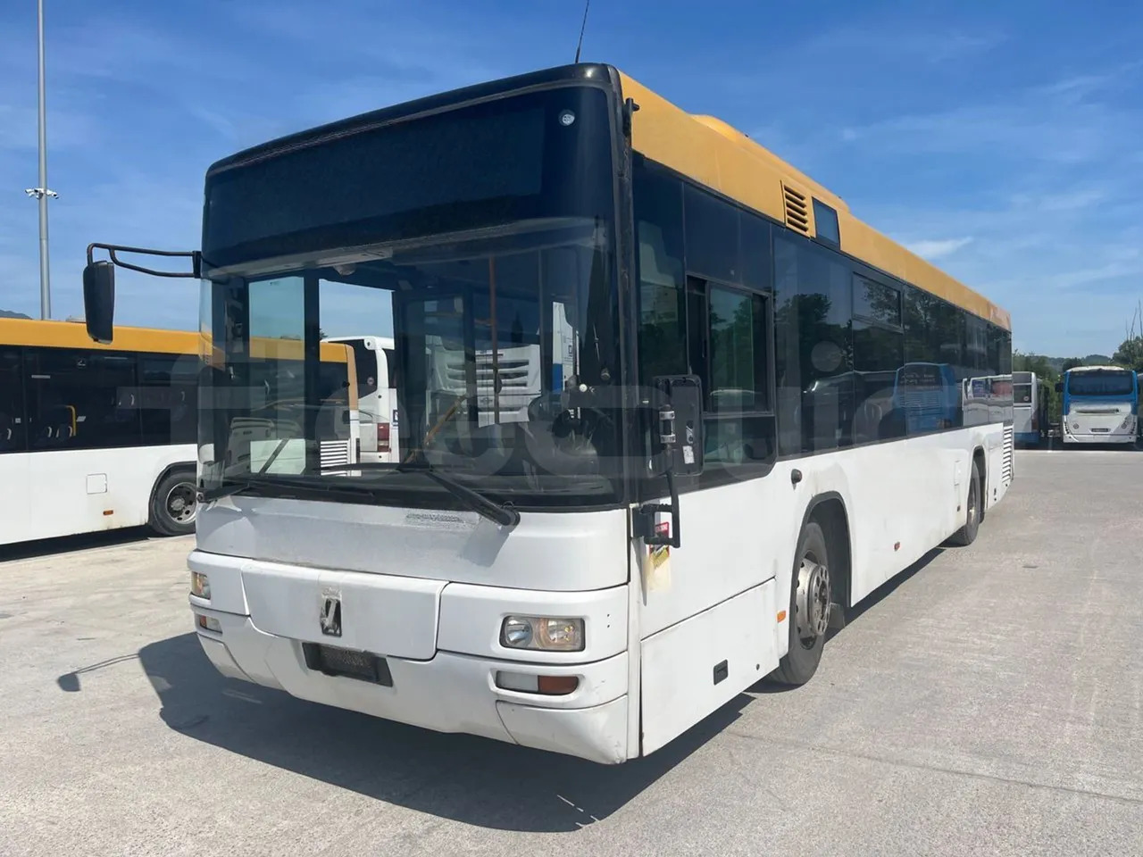 Man Lion's City T - Városi busz: 4 kép. Man Lion's City T - Városi busz: 4 kép.