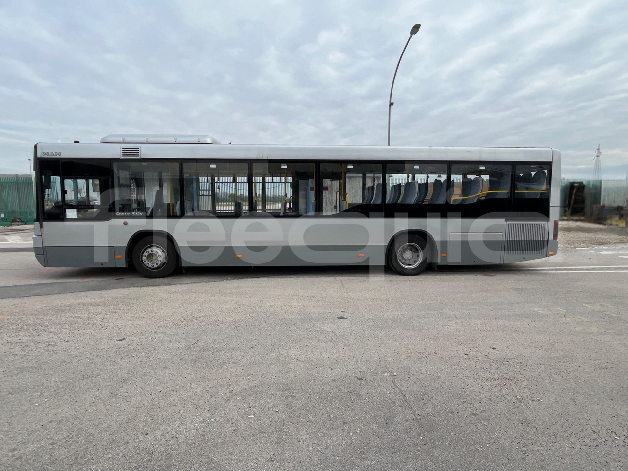 Man Lion's Classic - Városi busz: 5 kép. Man Lion's Classic - Városi busz: 5 kép.