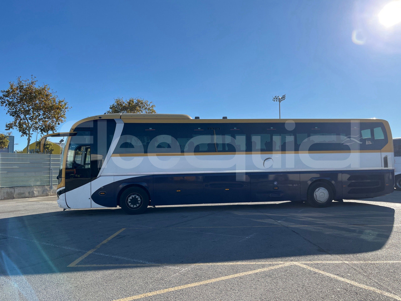Man Lion's Coach - Távolsági busz: 5 kép. Man Lion's Coach - Távolsági busz: 5 kép.