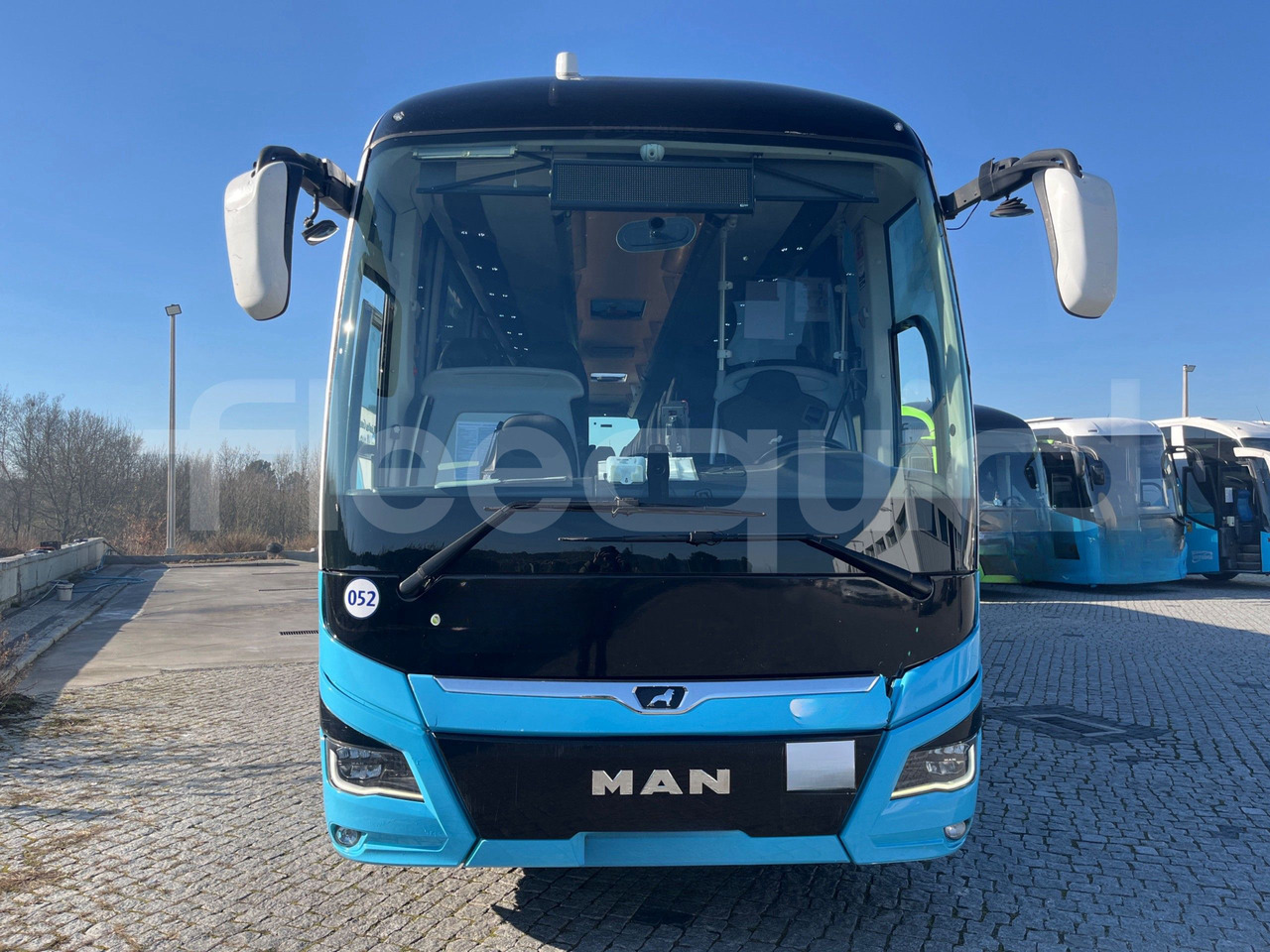Man Lion's Coach - Távolsági busz: 2 kép. Man Lion's Coach - Távolsági busz: 2 kép.