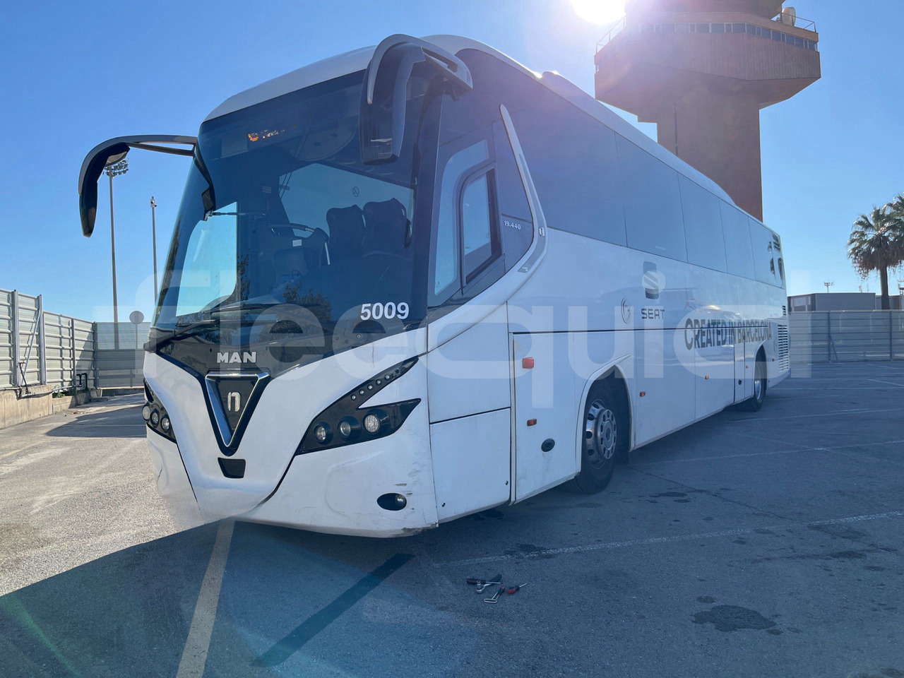 Man Noge - Távolsági busz: 4 kép. Man Noge - Távolsági busz: 4 kép.
