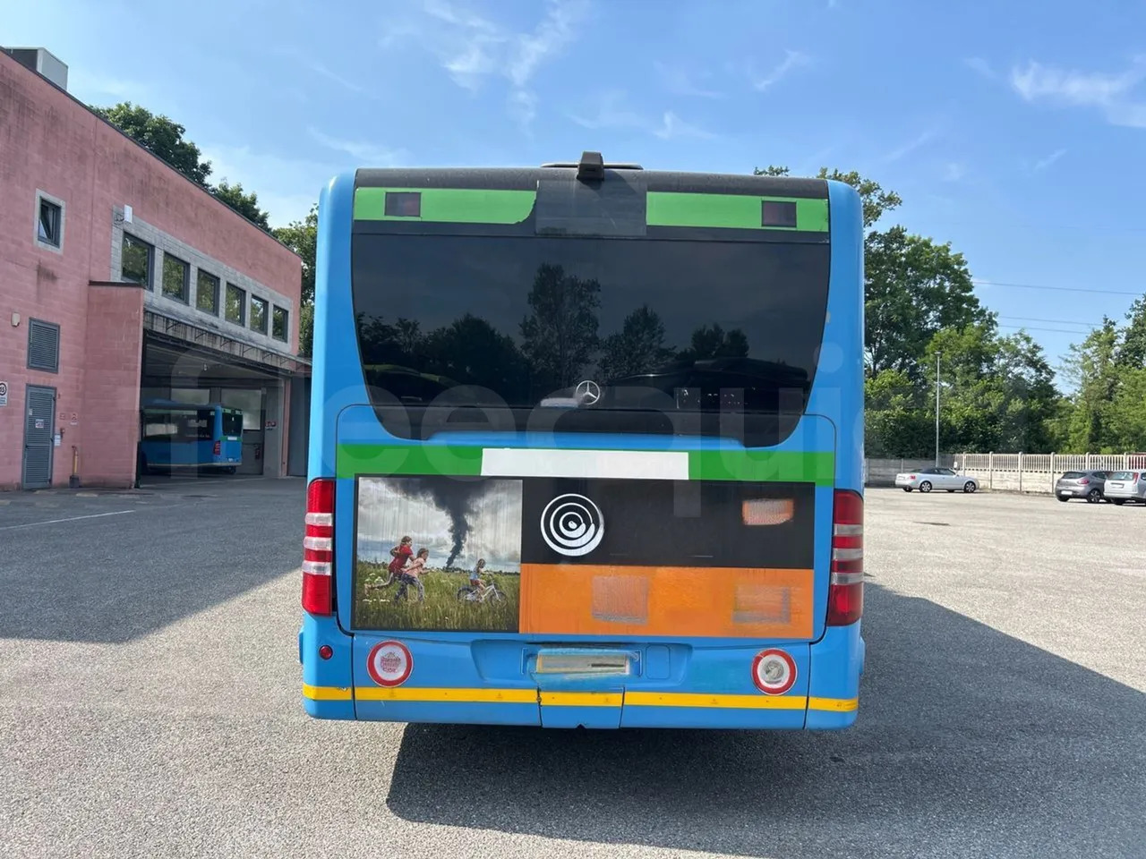 Mercedes-Benz Citaro G - Városi busz: 5 kép. Mercedes-Benz Citaro G - Városi busz: 5 kép.