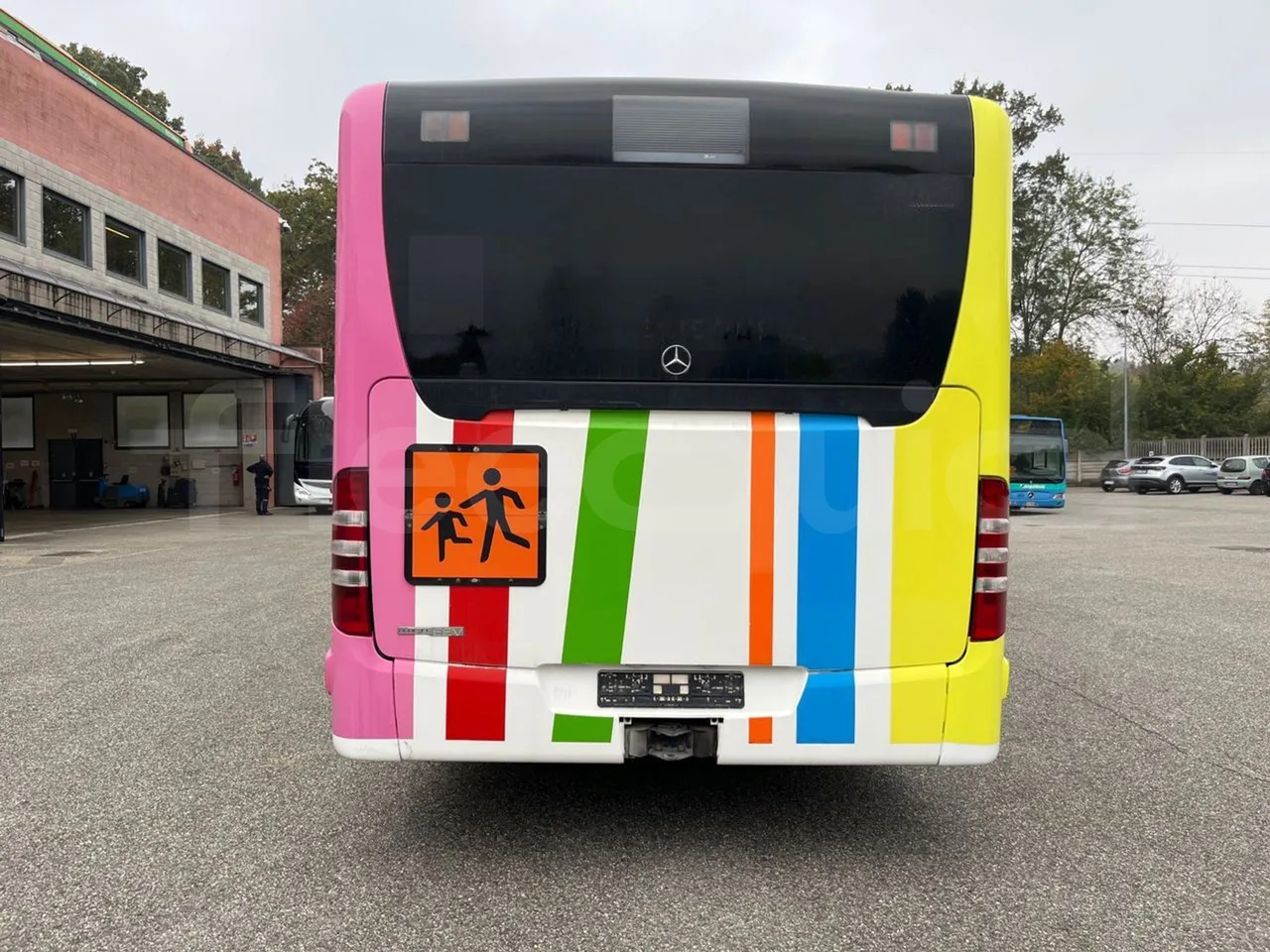 Mercedes-Benz Citaro - Városi busz: 5 kép. Mercedes-Benz Citaro - Városi busz: 5 kép.