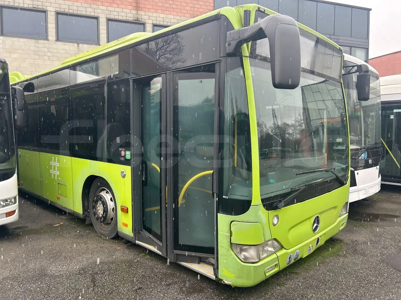 Mercedes-Benz Citaro - Helyközi busz: 1 kép. Mercedes-Benz Citaro - Helyközi busz: 1 kép.