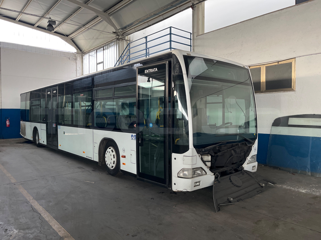 Mercedes-Benz Citaro - Városi busz: 1 kép. Mercedes-Benz Citaro - Városi busz: 1 kép.