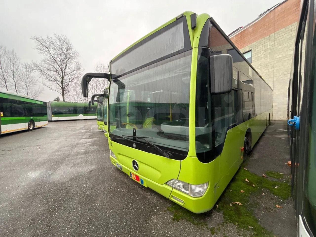 Mercedes-Benz Citaro - Helyközi busz: 4 kép. Mercedes-Benz Citaro - Helyközi busz: 4 kép.