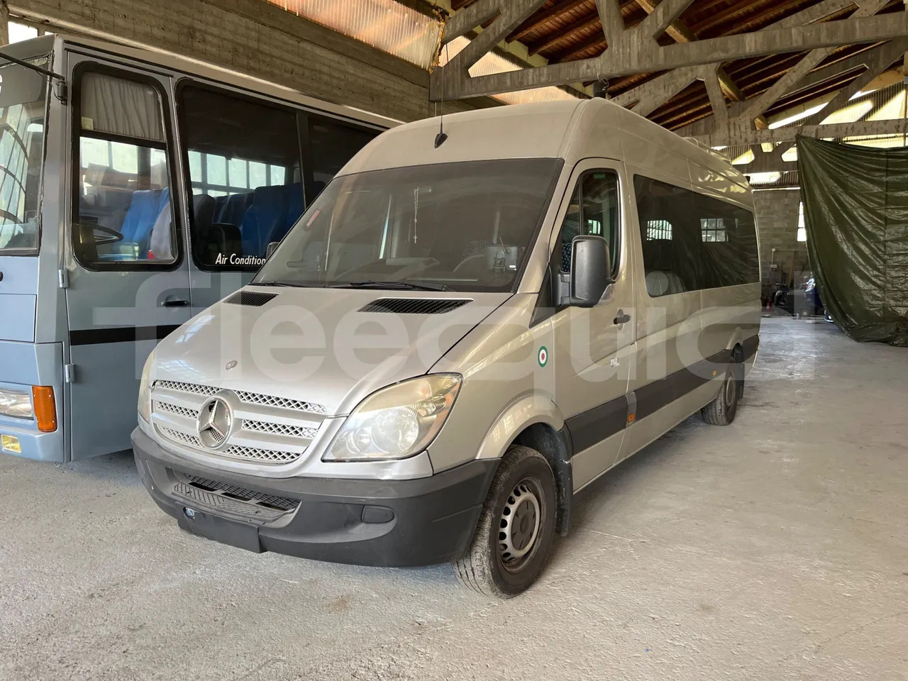 Minibusz, Kisbusz Mercedes-Benz Evobus 0315U: 1 kép.