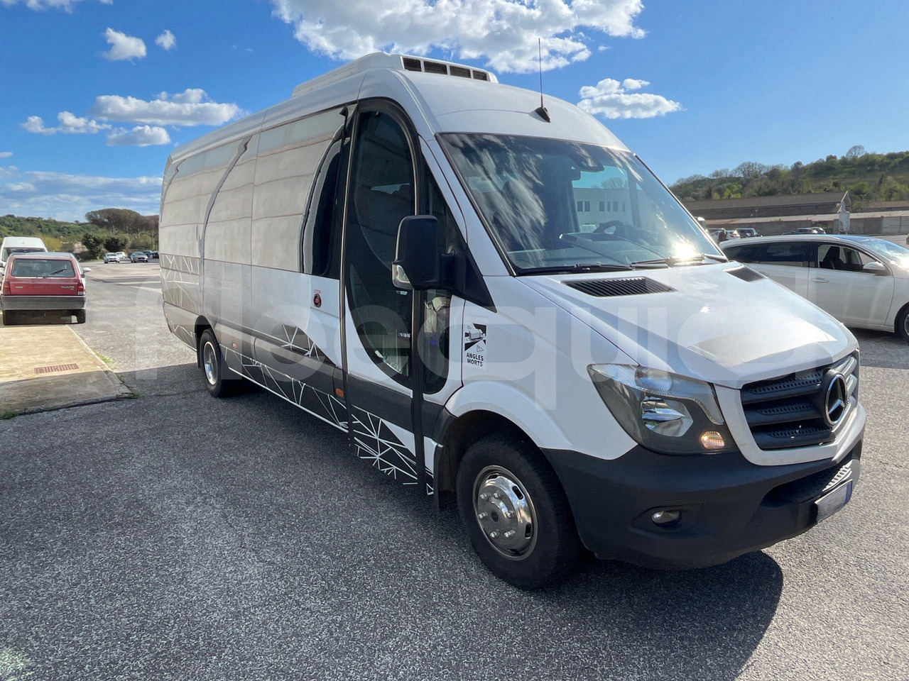 Mercedes-Benz Sprinter - Minibusz, Kisbusz: 1 kép. Mercedes-Benz Sprinter - Minibusz, Kisbusz: 1 kép.