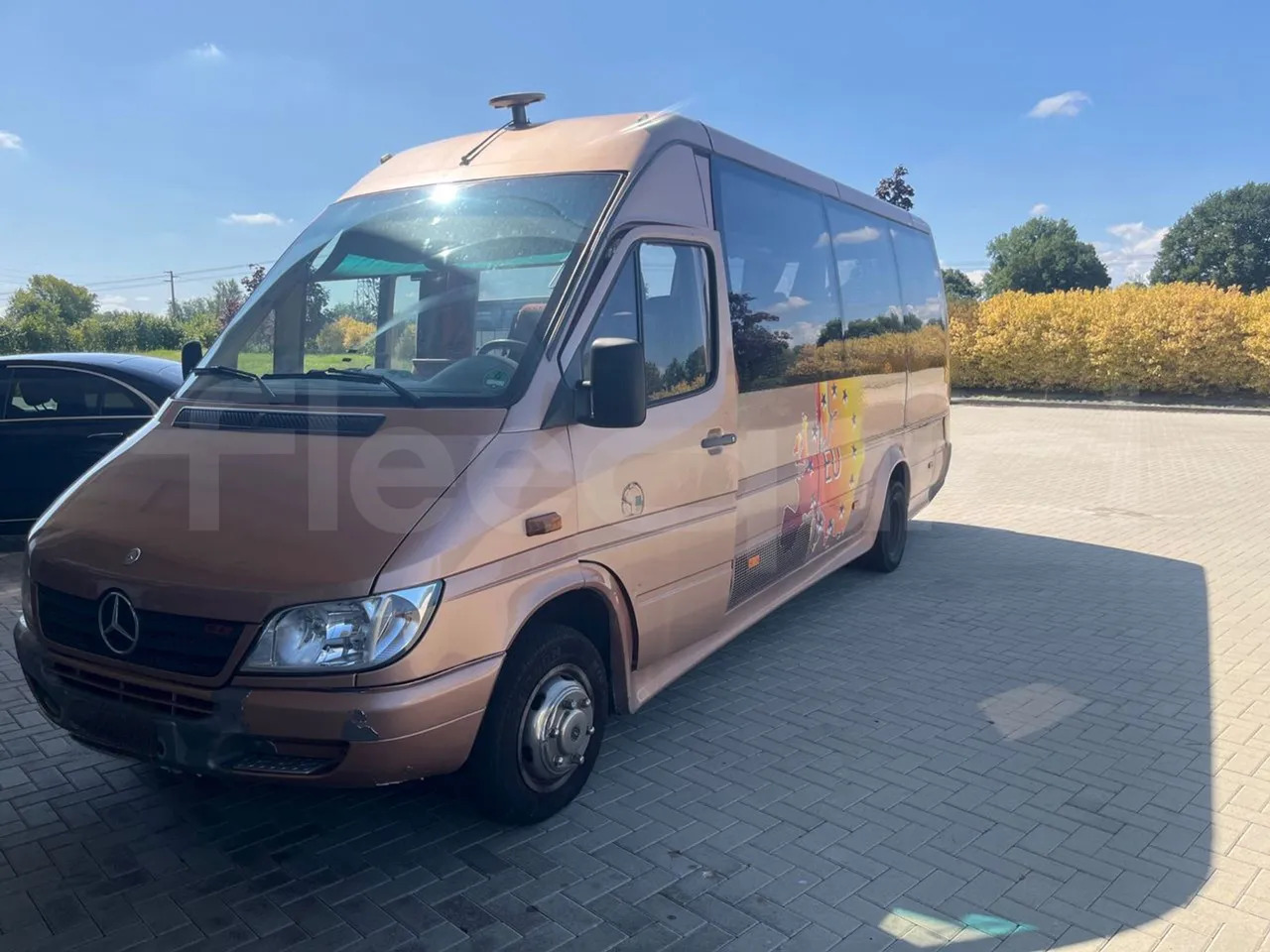 Mercedes-Benz Sprinter - Minibusz, Kisbusz: 4 kép. Mercedes-Benz Sprinter - Minibusz, Kisbusz: 4 kép.