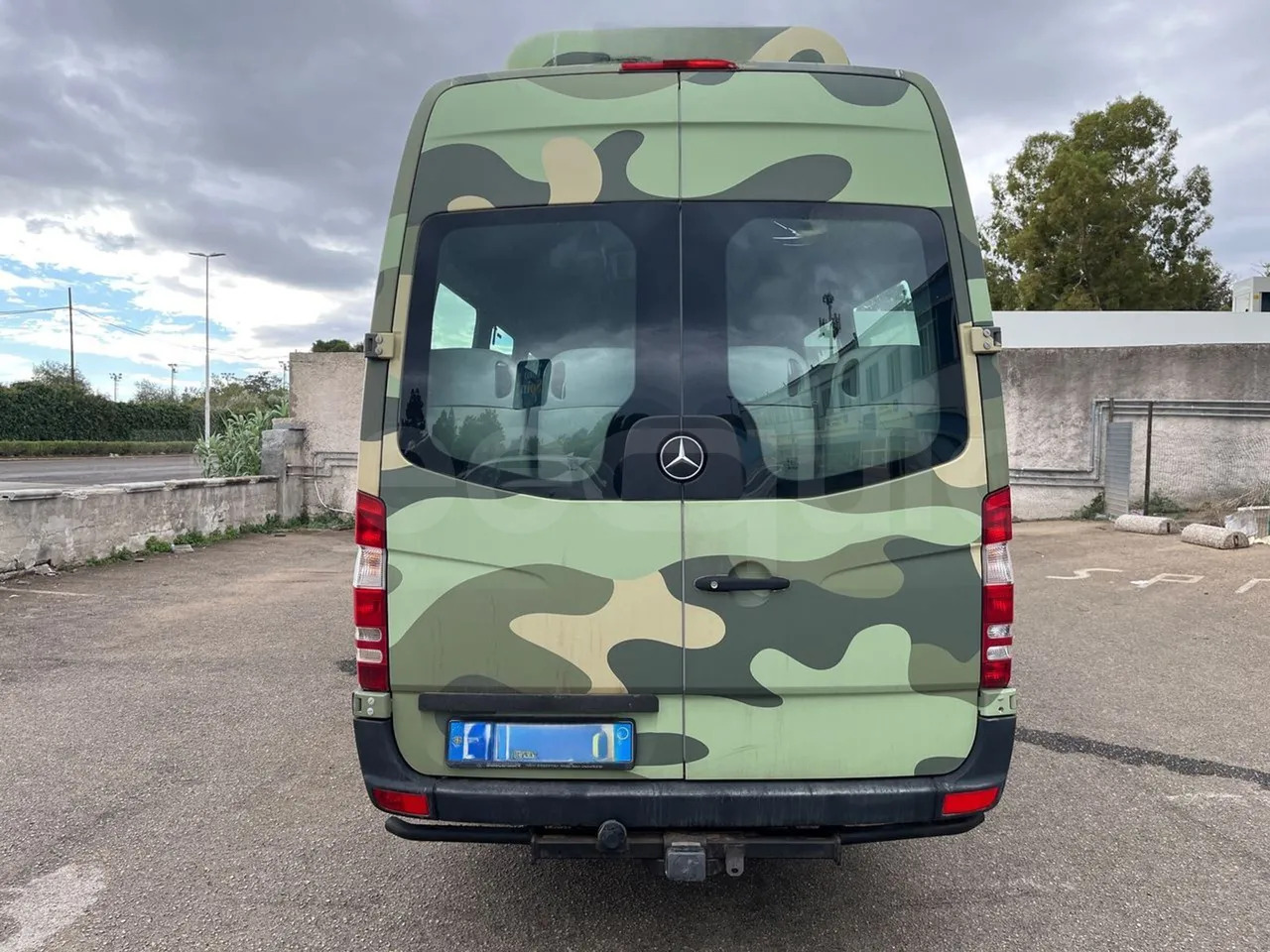 Mercedes-Benz Sprinter - Helyközi busz: 5 kép. Mercedes-Benz Sprinter - Helyközi busz: 5 kép.