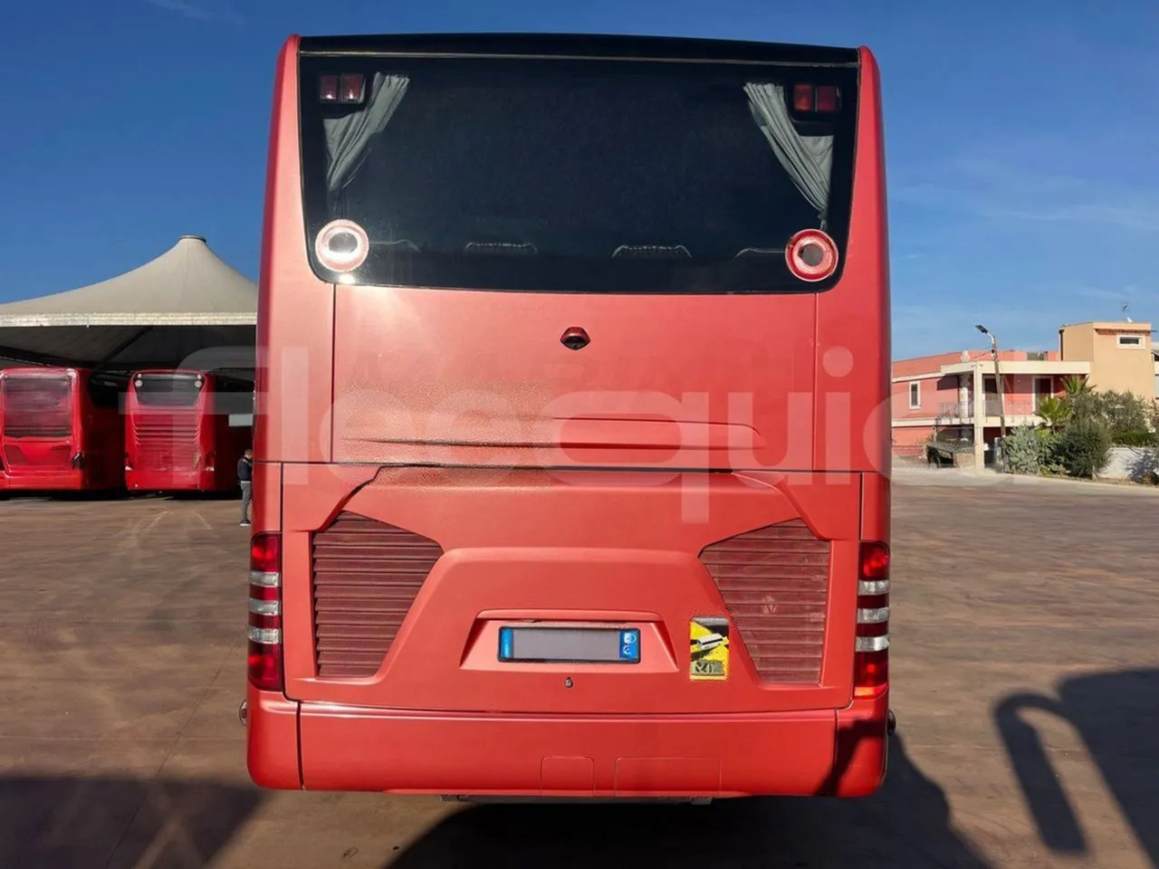 Mercedes-Benz Tourismo - Távolsági busz: 5 kép. Mercedes-Benz Tourismo - Távolsági busz: 5 kép.