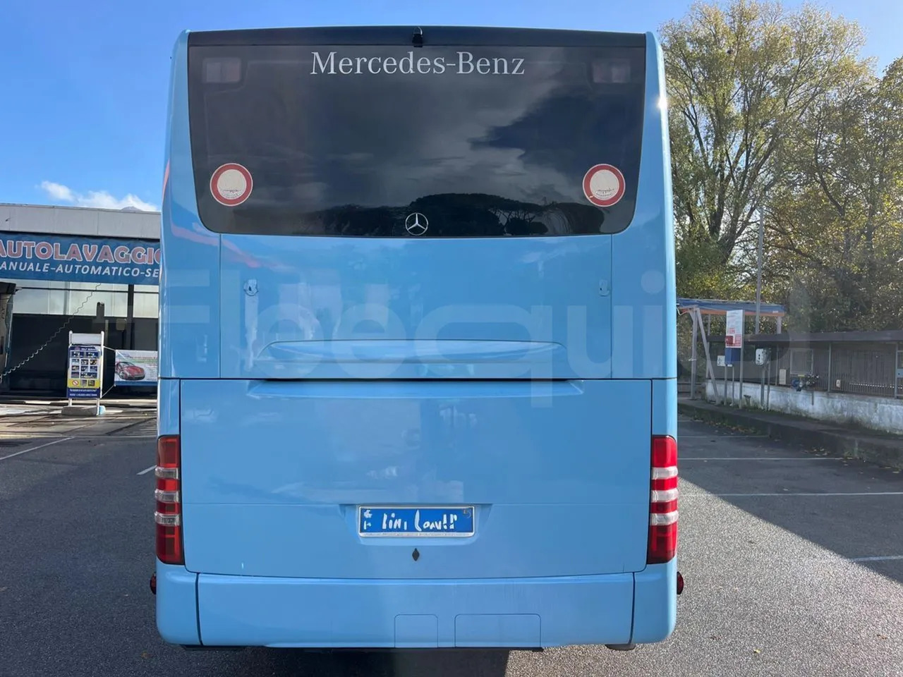 Mercedes-Benz Tourismo - Távolsági busz: 5 kép. Mercedes-Benz Tourismo - Távolsági busz: 5 kép.