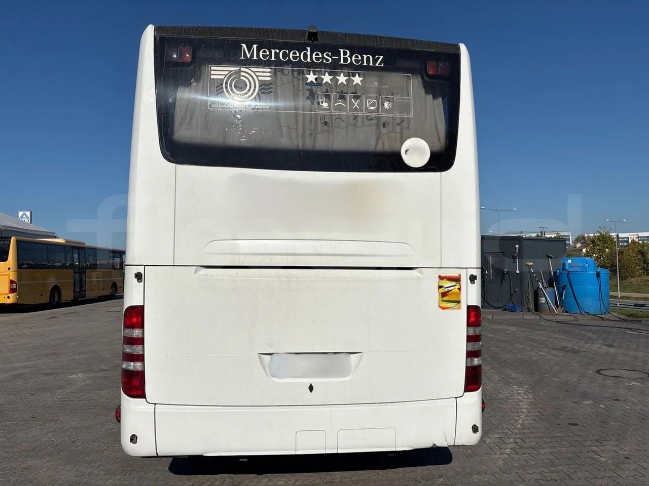Mercedes-Benz Tourismo - Távolsági busz: 5 kép. Mercedes-Benz Tourismo - Távolsági busz: 5 kép.