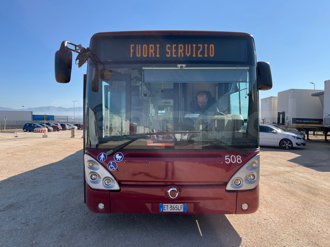 N.6Iveco Citelis - Városi busz: 2 kép. N.6Iveco Citelis - Városi busz: 2 kép.