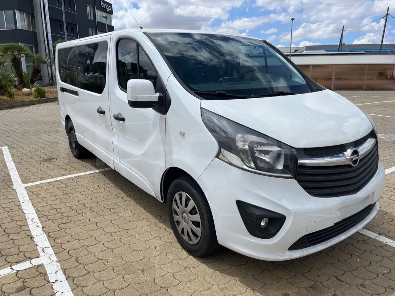 Opel Vivaro - B - Minibusz, Kisbusz: 1 kép. Opel Vivaro - B - Minibusz, Kisbusz: 1 kép.