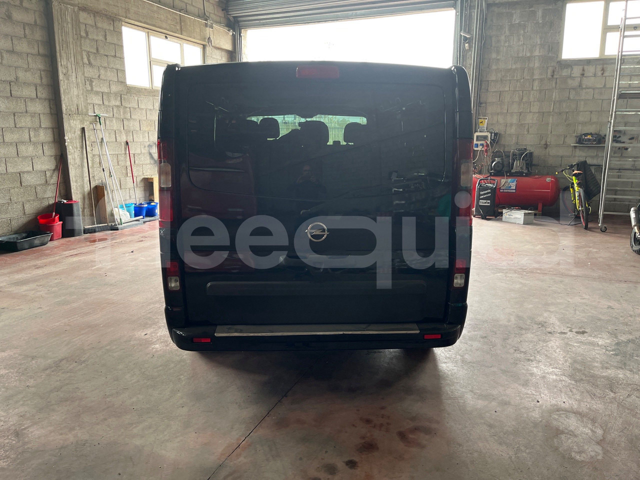Opel Vivaro - B - Minibusz, Kisbusz: 5 kép. Opel Vivaro - B - Minibusz, Kisbusz: 5 kép.