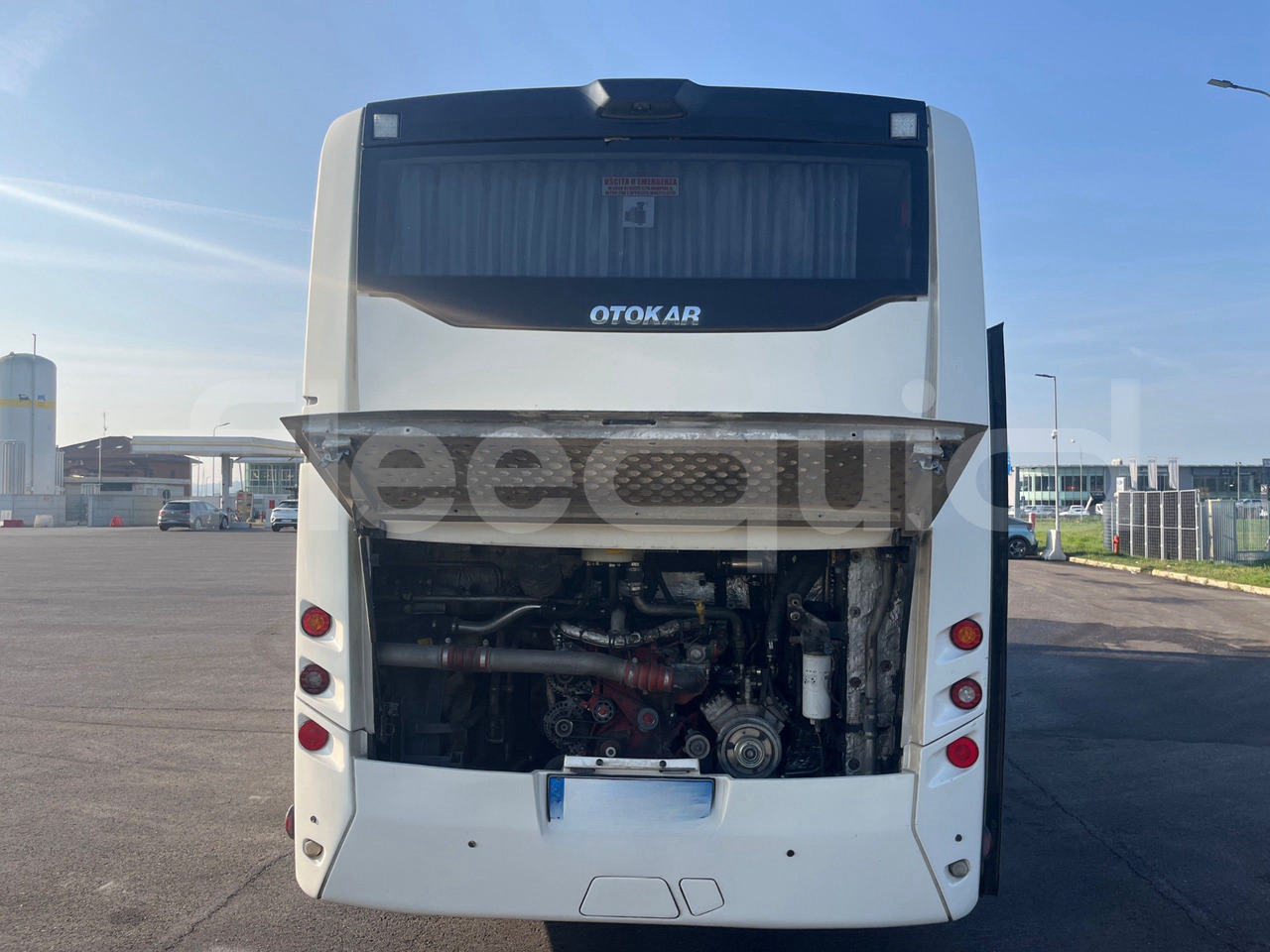 Otokar Vectio T - Távolsági busz: 5 kép. Otokar Vectio T - Távolsági busz: 5 kép.