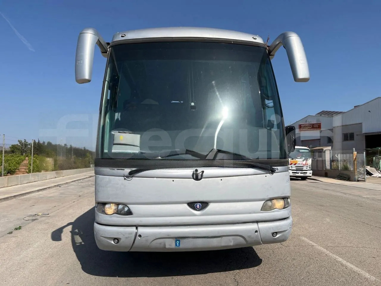 Scania Touring HD - Távolsági busz: 2 kép. Scania Touring HD - Távolsági busz: 2 kép.