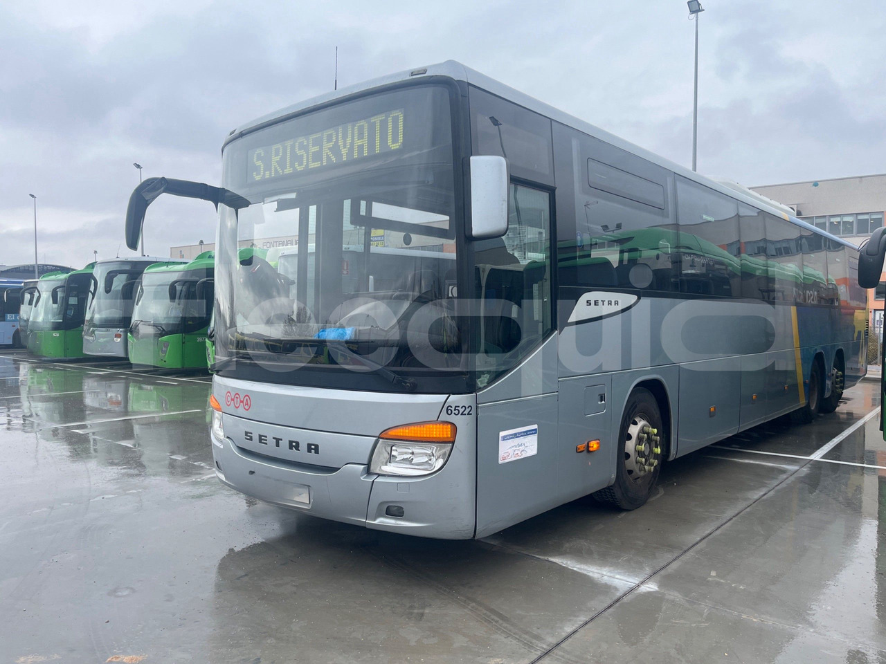 Setra S 417 - Városi busz: 4 kép. Setra S 417 - Városi busz: 4 kép.