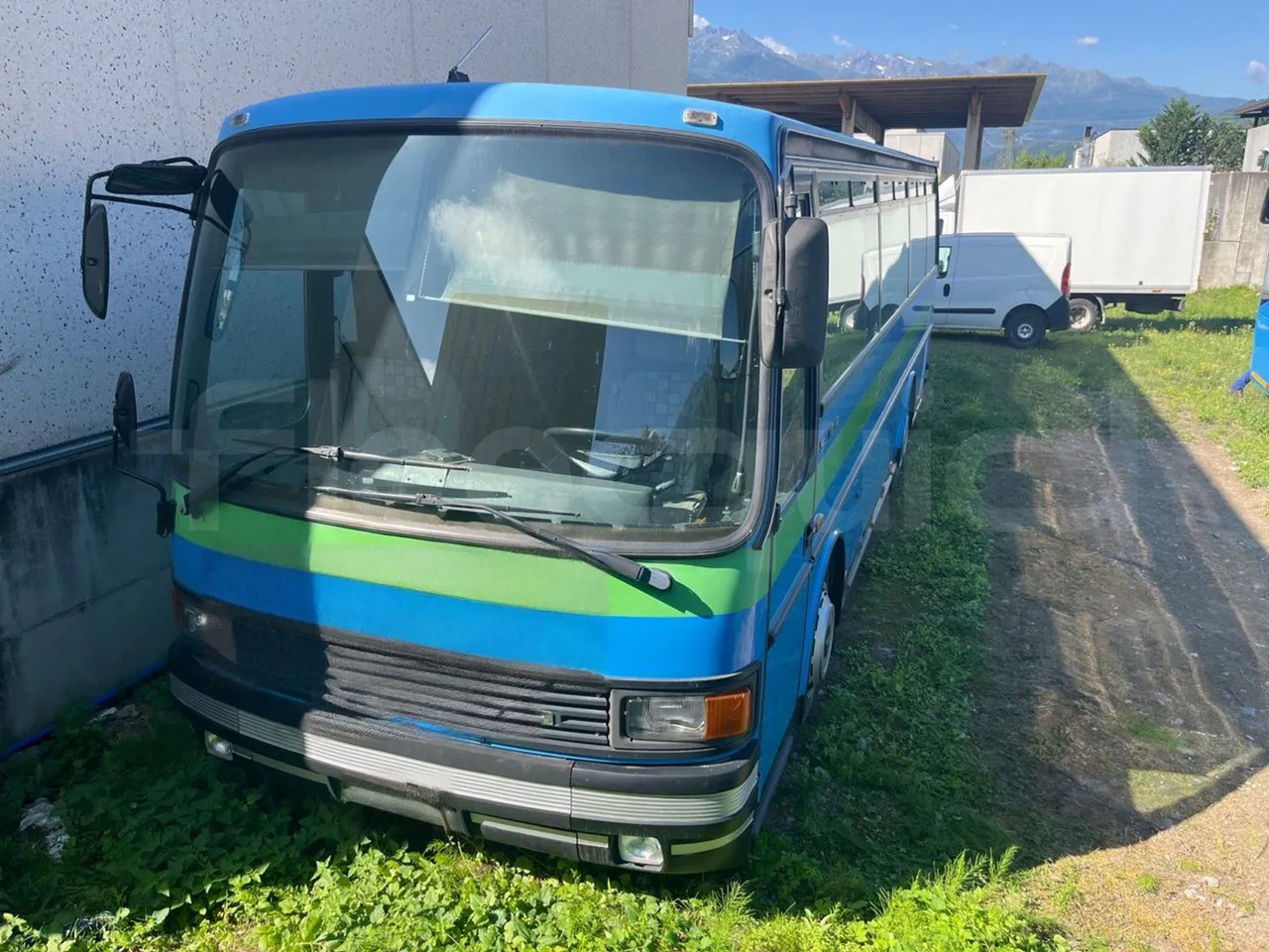 Setra S210 - Távolsági busz: 4 kép. Setra S210 - Távolsági busz: 4 kép.
