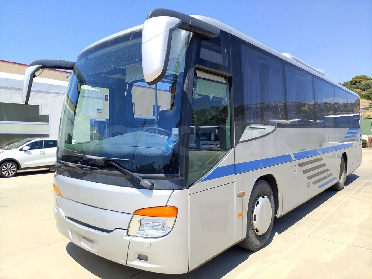 Setra S412 - Városi busz: 4 kép. Setra S412 - Városi busz: 4 kép.