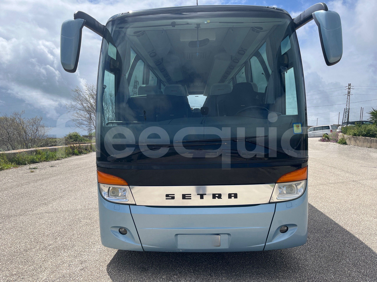 Setra S415 - Távolsági busz: 2 kép. Setra S415 - Távolsági busz: 2 kép.