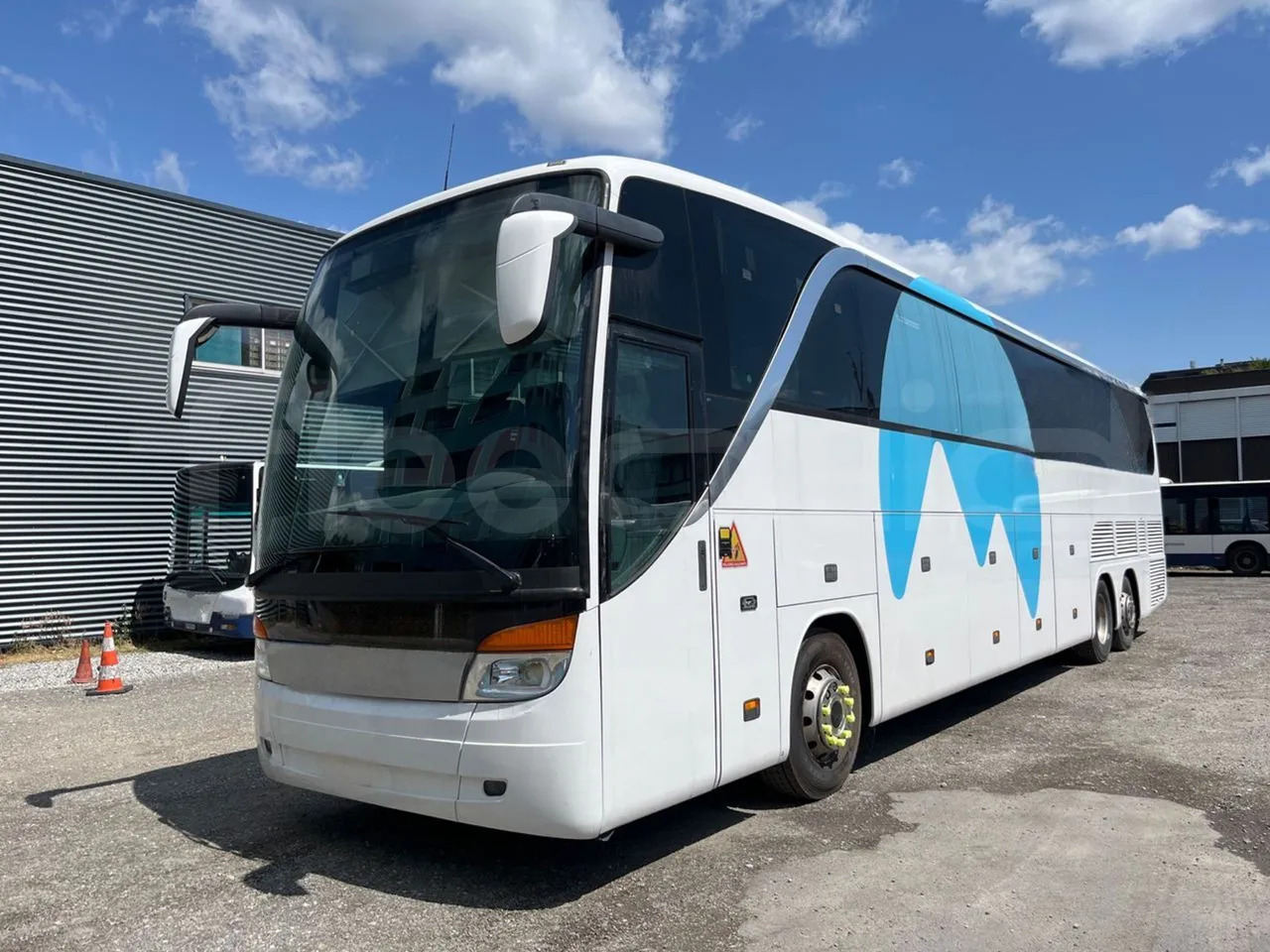 Setra S417 - Távolsági busz: 4 kép. Setra S417 - Távolsági busz: 4 kép.