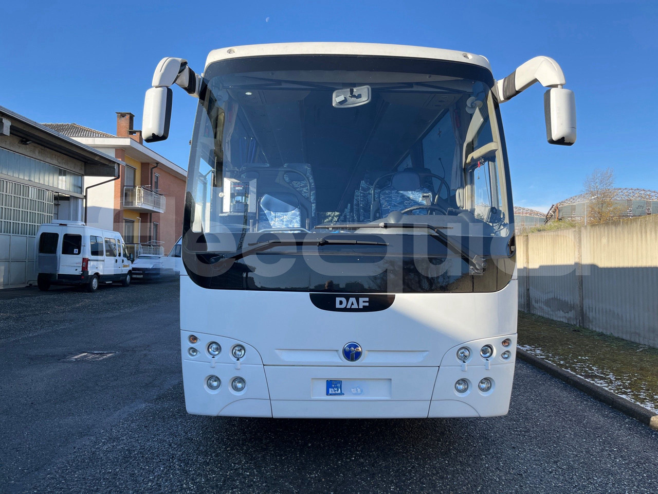 Temsa Safari HD - Távolsági busz: 2 kép. Temsa Safari HD - Távolsági busz: 2 kép.