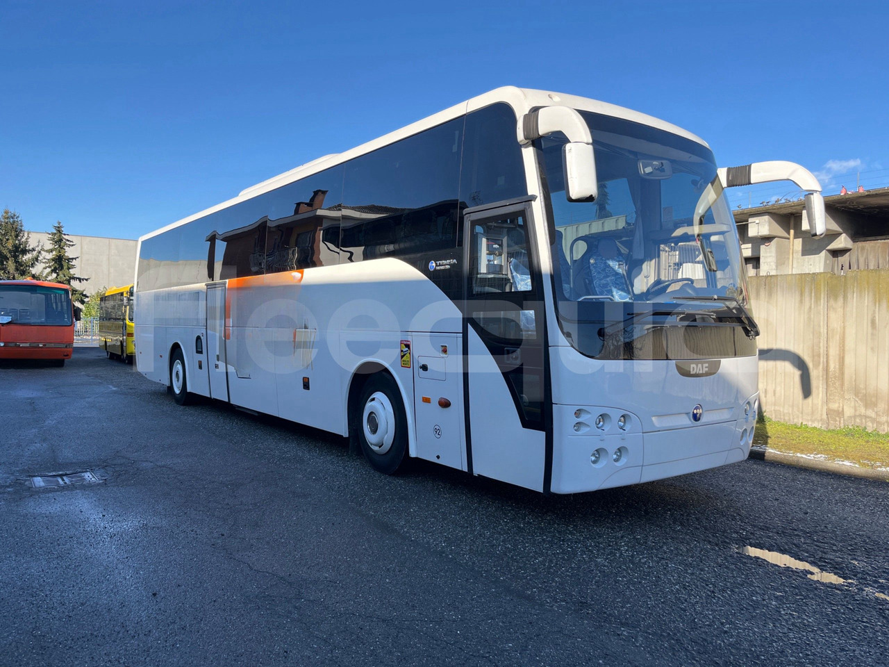 Temsa Safari HD - Távolsági busz: 1 kép. Temsa Safari HD - Távolsági busz: 1 kép.