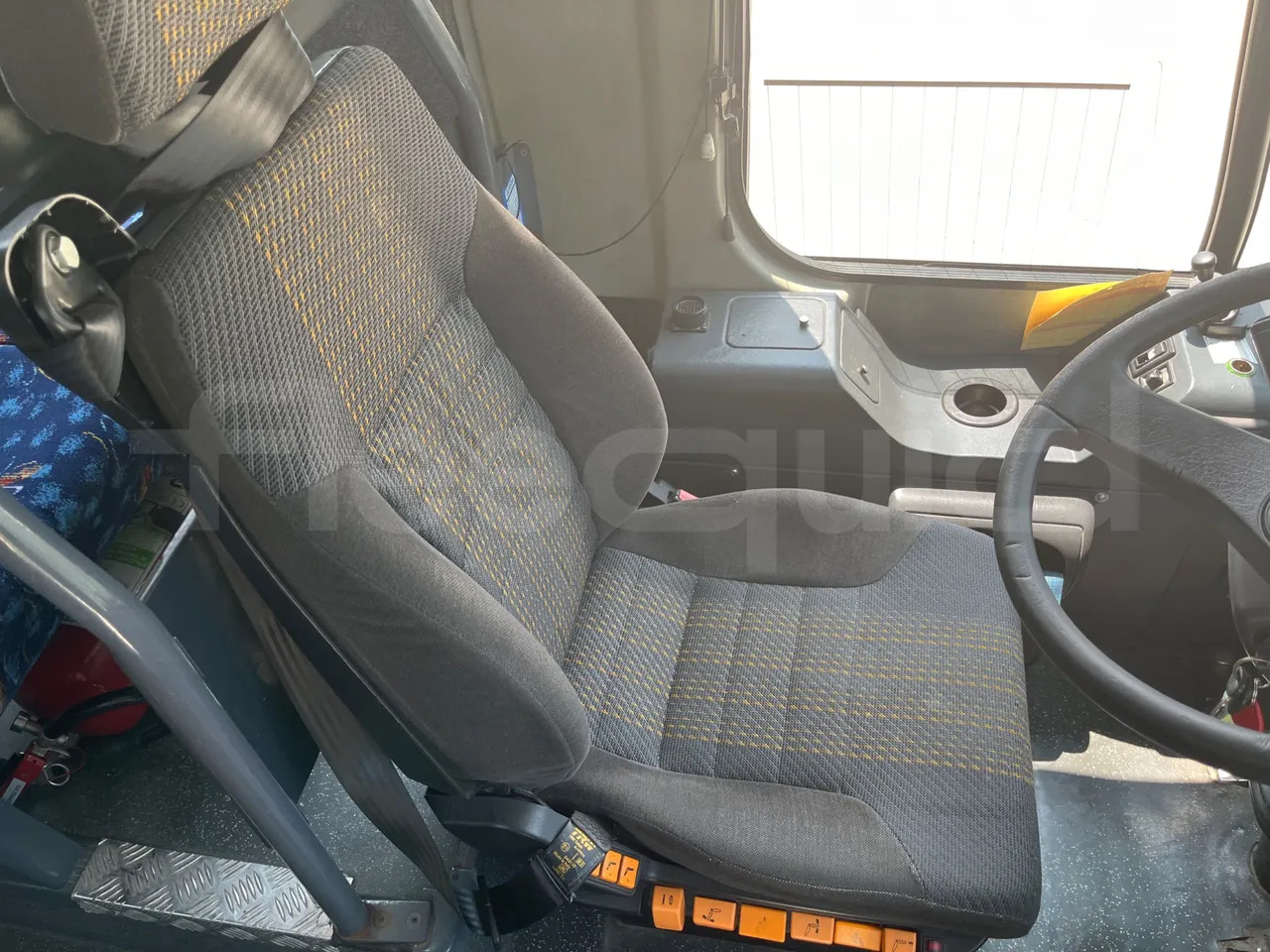 Városi busz Temsa Safari: 17 kép.